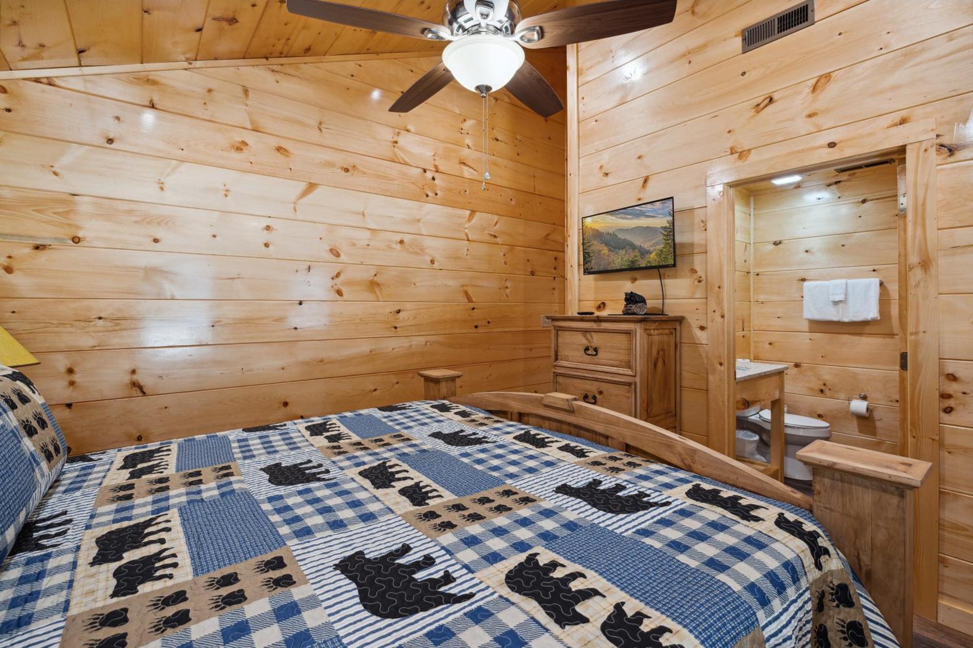 The 3 Bears Is A Newly Built 3 Bedroom Cabin Only 3 Minutes From The Parkway! 鸽子谷 外观 照片