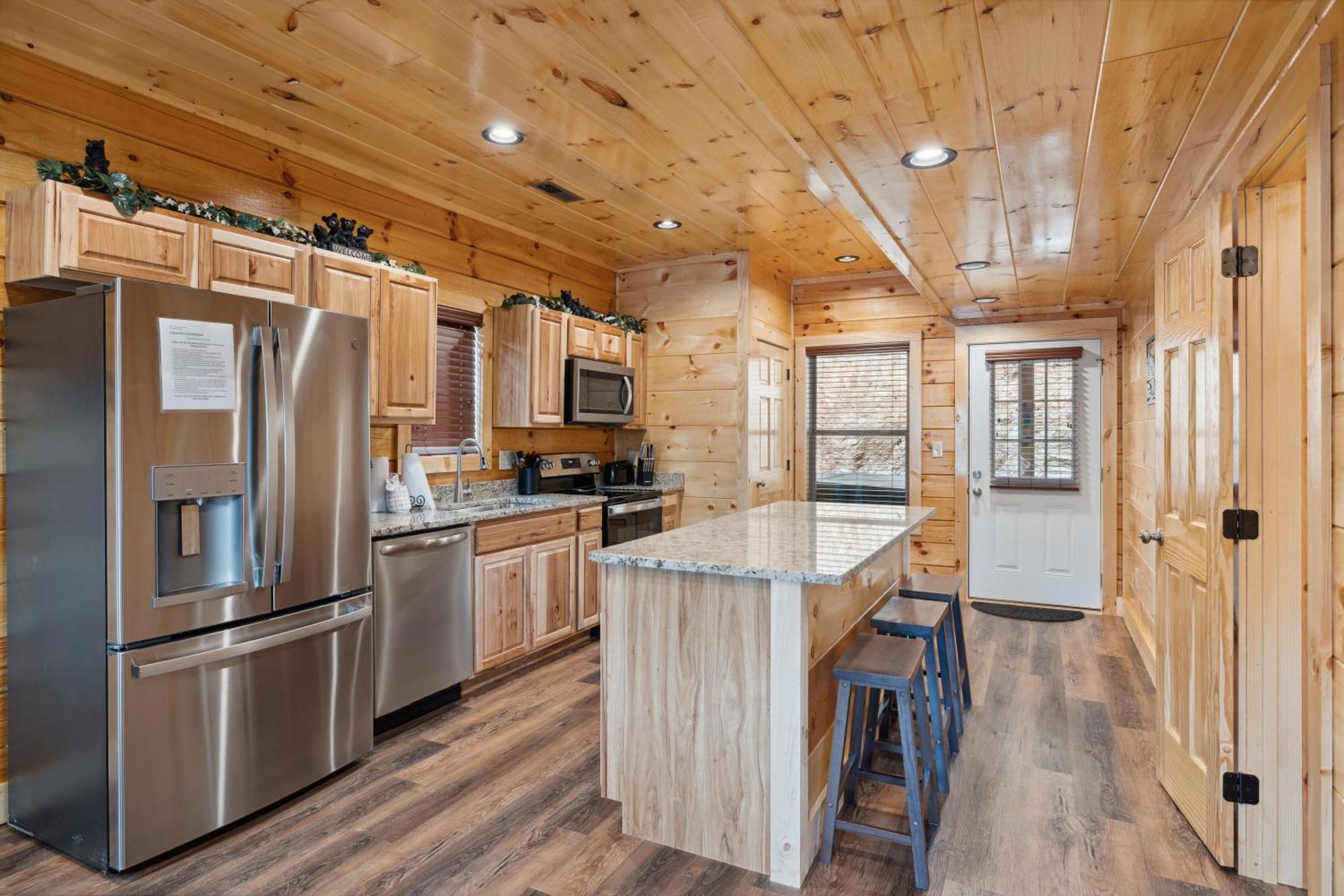 The 3 Bears Is A Newly Built 3 Bedroom Cabin Only 3 Minutes From The Parkway! 鸽子谷 外观 照片
